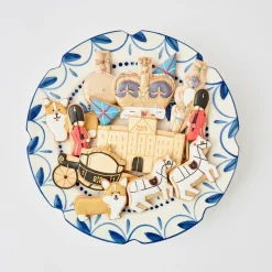 Hot Mrs. Alice Elizabeth Garland Cake Stand