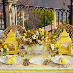Best Mrs. Alice Green & Yellow Parrot Candlescape
