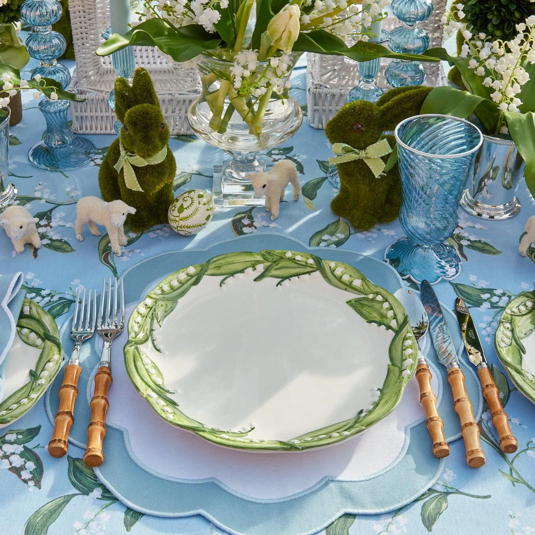 Best Mrs. Alice Lily Of The Valley Decoration Set