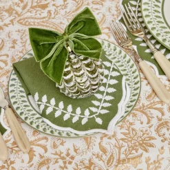 Discount Mrs. Alice Merry & Bright Tablecloth