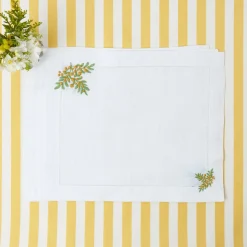 Mrs. Alice Mimosa White Linen Placemats (Set Of 4)