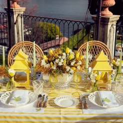 Clearance Mrs. Alice Mimosa White Linen Placemats & Napkins (Set Of 4)