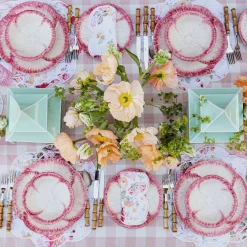 Outlet Mrs. Alice Pink Capri Lettuce Dinner Plate