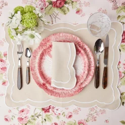 Discount Mrs. Alice Pink Capri Lettuce Dinner Plate (Set Of 4)