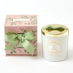 Hot Mrs. Alice Portrait Of A Garden Scented Candle