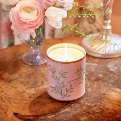 Hot Mrs. Alice Portrait Of A Garden Scented Candle
